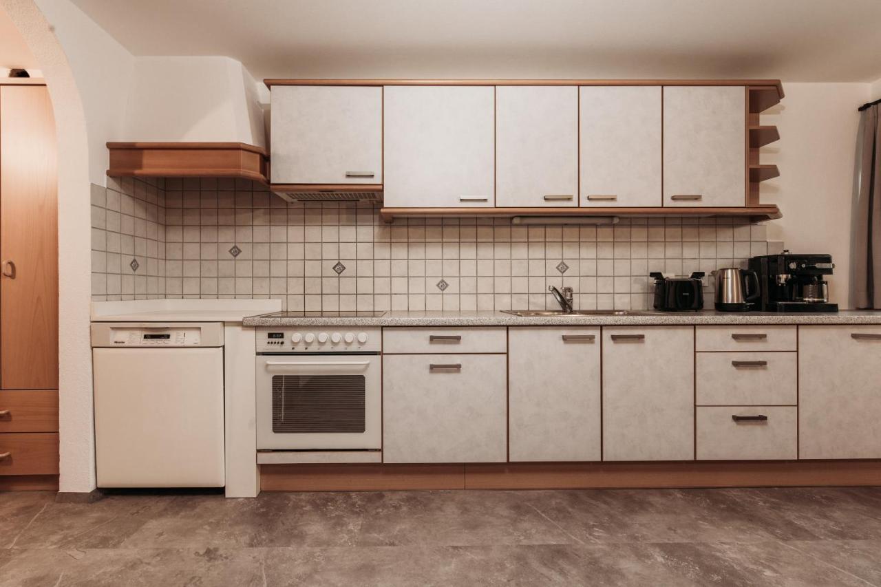 Ban Hilba Apartment Falzes Ngoại thất bức ảnh
